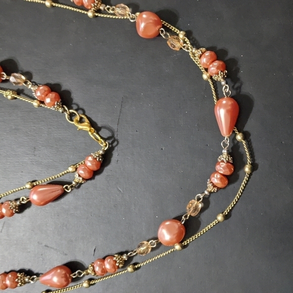 Gold Tone Peach Mauve Faux Pearl Crystal Beaded Layered Statement Necklace - Picture 2 of 5